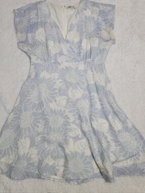Madewell Silk Floral Dress Womens 2 Blue White Fit Flare V Neck Cottagecore